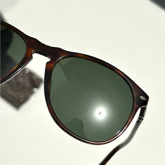 Persol Sunglass - Picture 11 of 16
